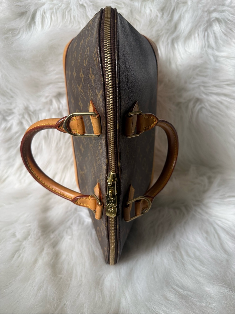 Louis Vuitton Brown Monogram Alma Satchel with Vachetta Trim - Picture 6 of 15